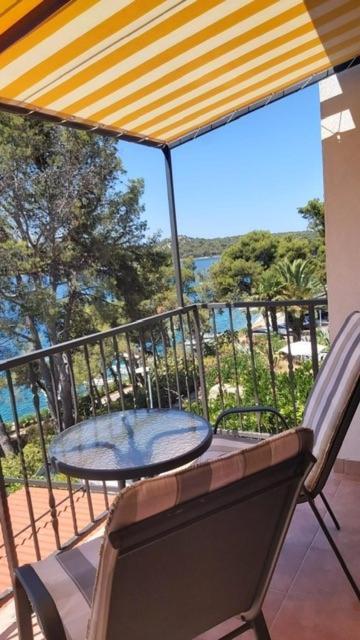Apartment Maja Mali Lošinj Buitenkant foto