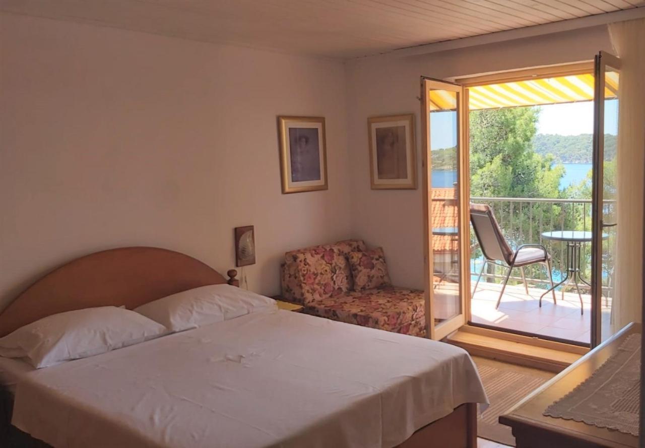 Apartment Maja Mali Lošinj Buitenkant foto