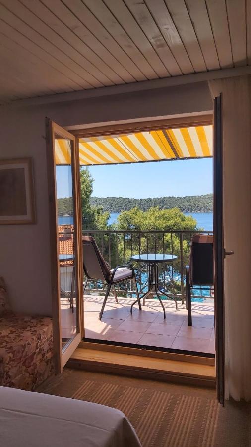 Apartment Maja Mali Lošinj Buitenkant foto